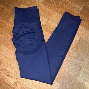 Full length blue contour leggings